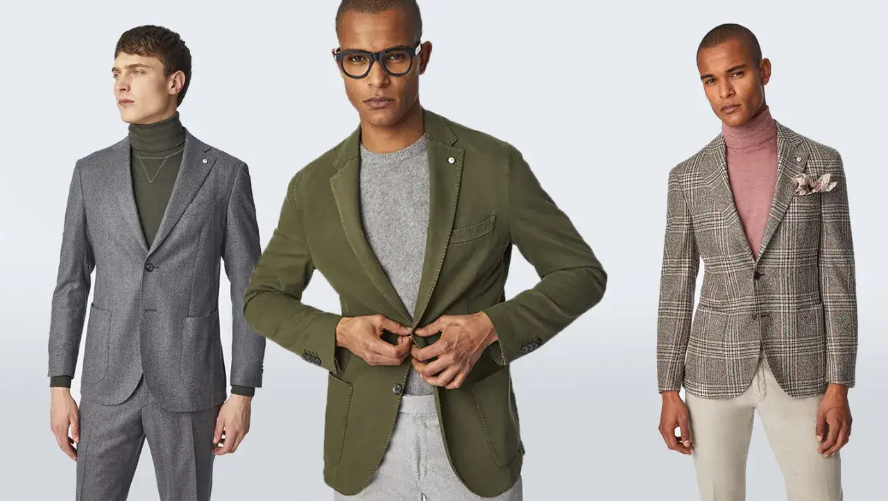 Tre uomini in abiti eleganti. L'abbinamento grigio e verde uomo &egrave; perfetto per un look sofisticato.