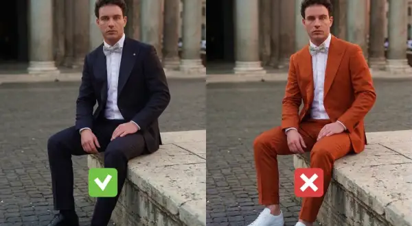 Uomo in abito blu scuro con papillon, approvato. A destra, lo stesso uomo in abito arancione con sneakers, bocciato. Ecco come abbinare le righe.